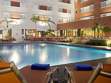 Hilton Garden Inn מאלגה 4*,  ספרד